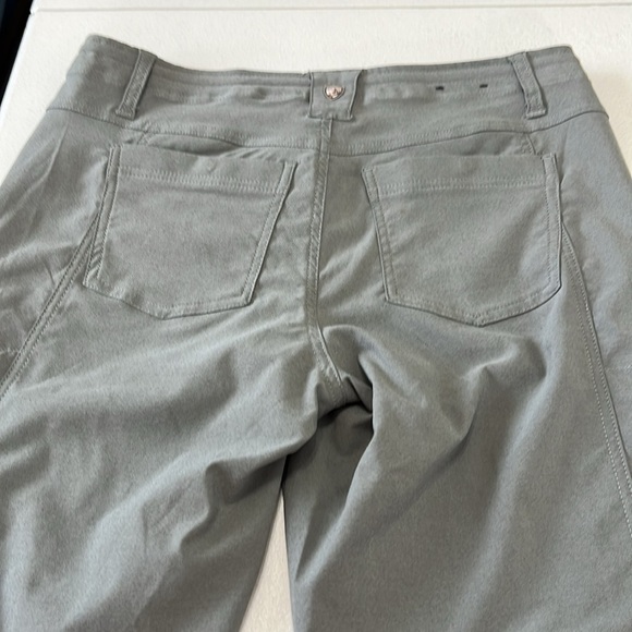 Kuhl Sz 8 Short Trekr Pants Ruched Leg Gray Nylon/Polyester EUC - Picture 13 of 13